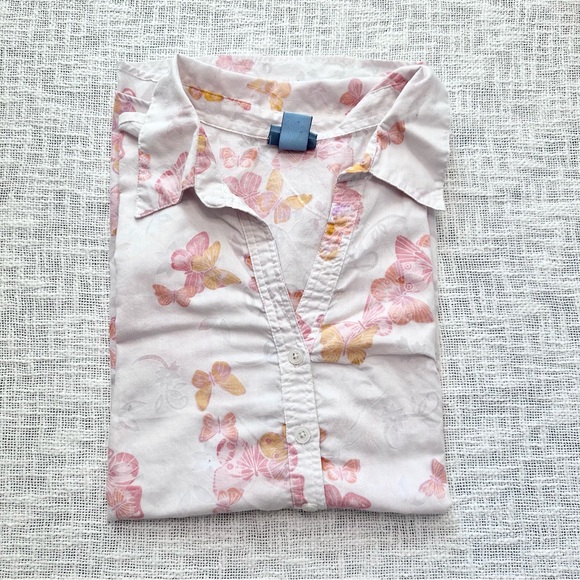 Classic Elements Tops - Vintage Classic Elements Butterfly Button Up